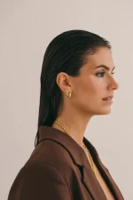 Chic Nautical Anchor Earring - Image 3