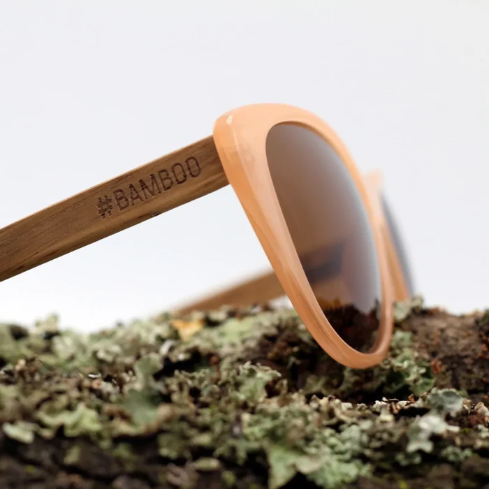 Stylish Bamboo Frame Sunglasses - Image 4
