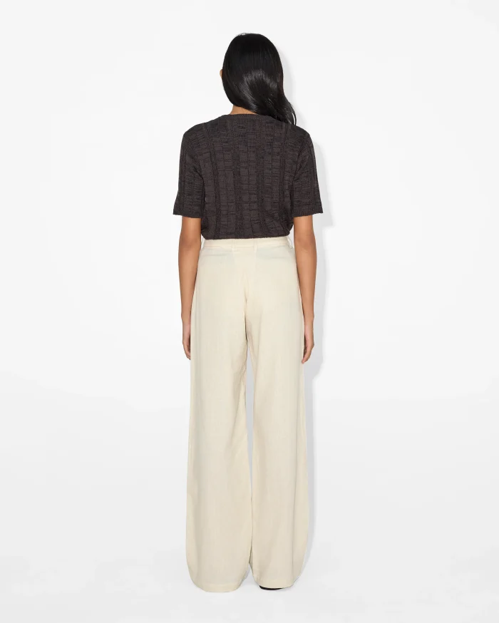 Stylish Textured Knit Top - Image 4