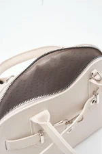 Elegant Cream Handbag - Image 8