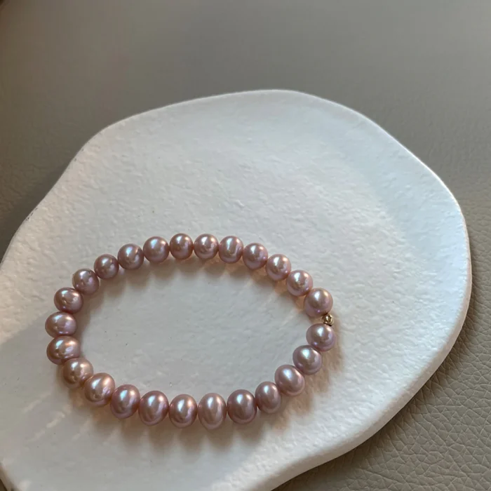 Elegant Pastel Pink Beaded Bracelet - Image 4