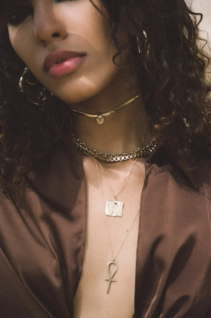 Elegantly Crafted Artistry Necklace - Image 6