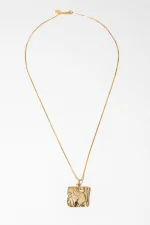 Elegantly Crafted Artistry Necklace - Image 4