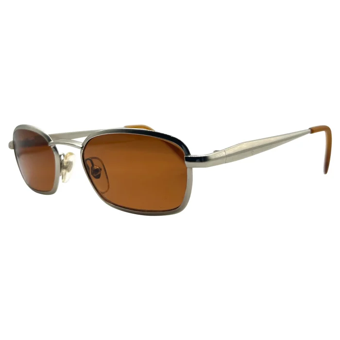 Retro Style Gold Frame Sunglasses - Image 10