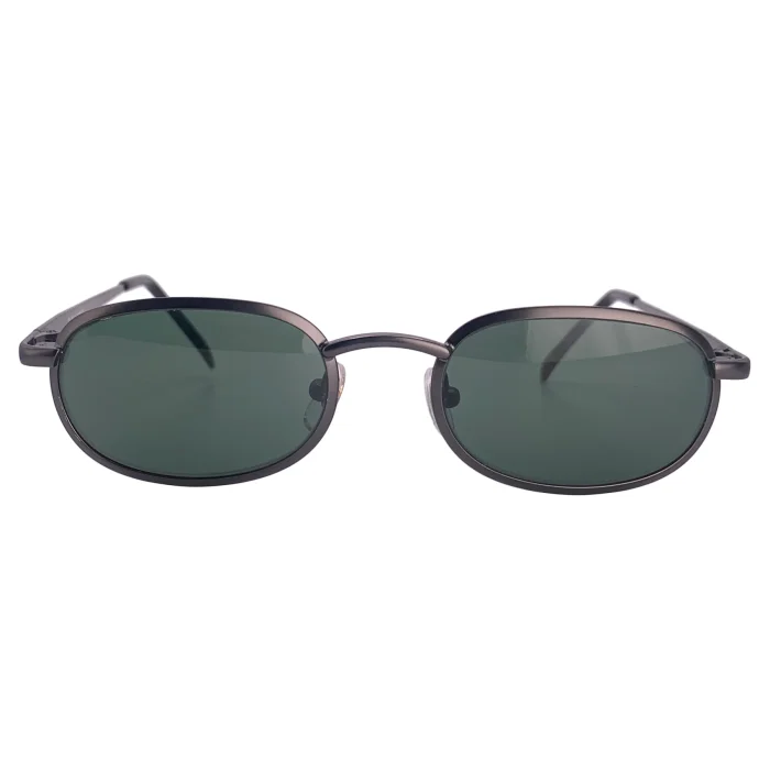 Classic Metal Frame Sunglasses - Image 9