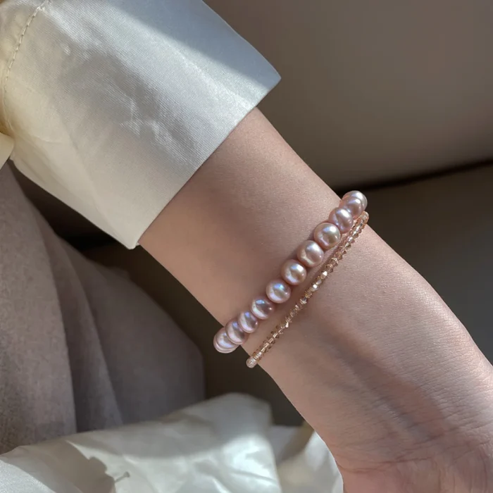 Elegant Pastel Pink Beaded Bracelet - Image 3