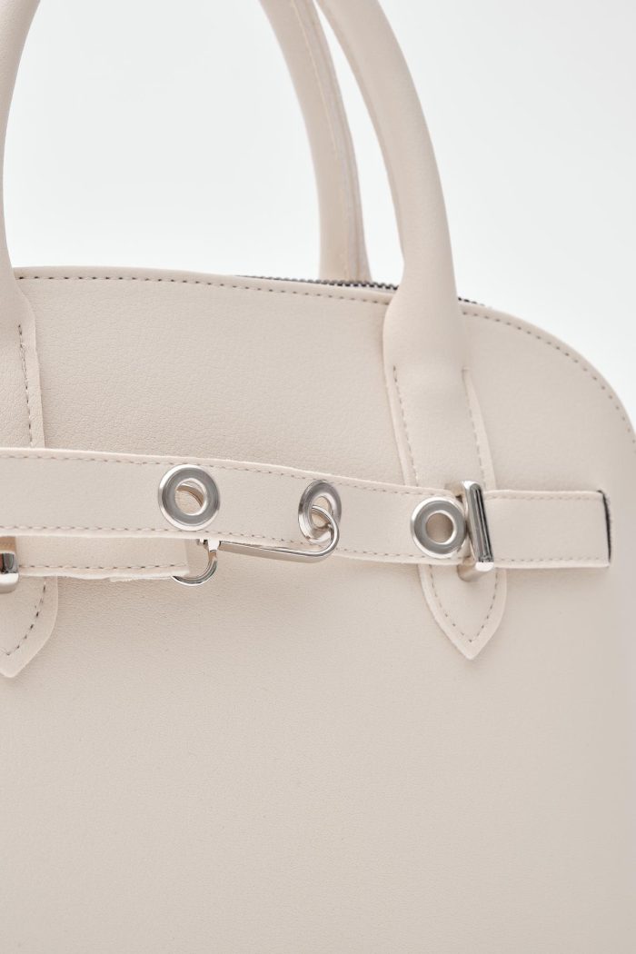 Elegant Cream Handbag - Image 9