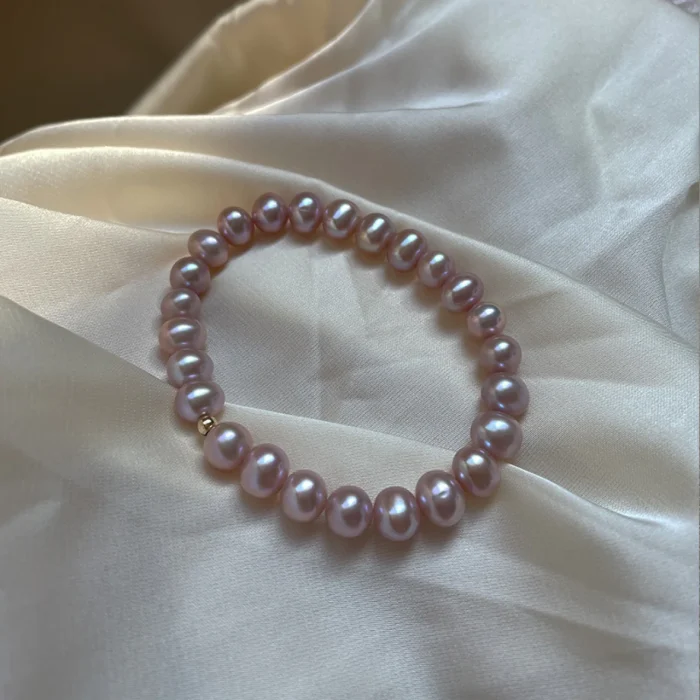 Elegant Pastel Pink Beaded Bracelet - Image 1