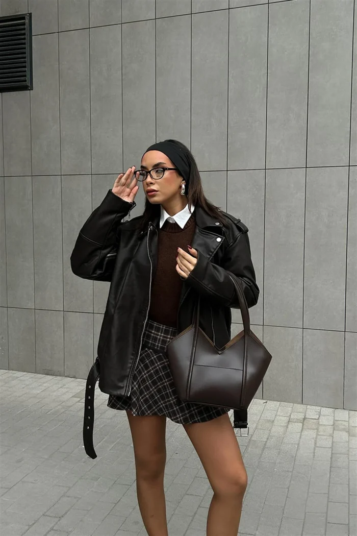 Elegant V-Shape Tote Bag - Image 8