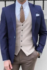 Elegant Men'S Formal Ensemble - Image 5