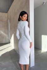 Elegant Textured Knit Dress - Image 4