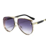 Stylish Gold-Toned Gradient Aviator Sunglasses - Image 18