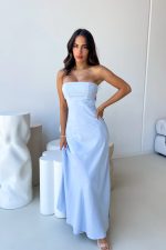 Elegant Strapless Evening Gown - Image 2