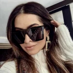 Chic Pink Tinted Sunglasses - Image 11