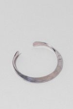 Sleek Minimalist Open Bangle - Image 2