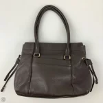 Elegant Faux-Leather Tote Bag - Image 2