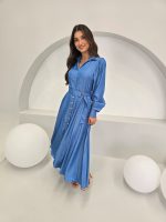 Elegant Blue Long-Sleeve Dress